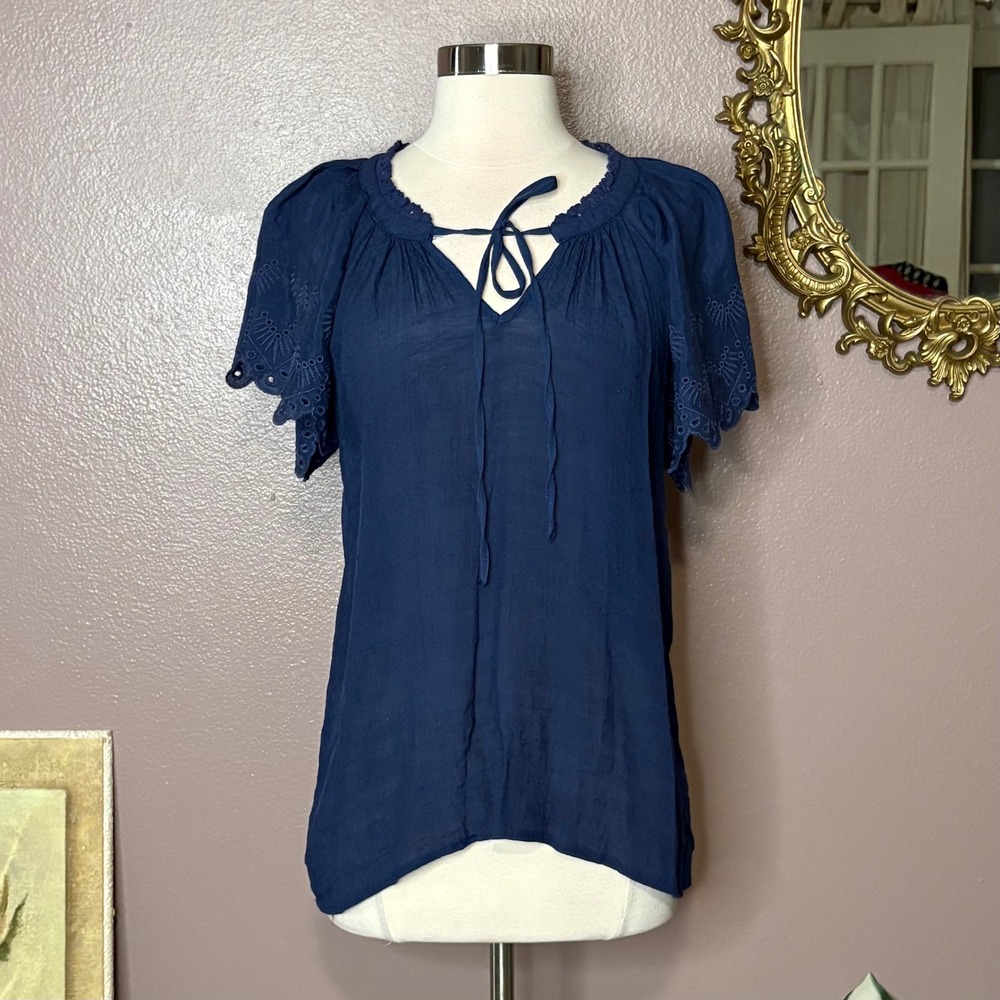 Liv Los Angeles Navy Blue Boho Peasant Top Women's M Flutter Eyelet Sleeve
